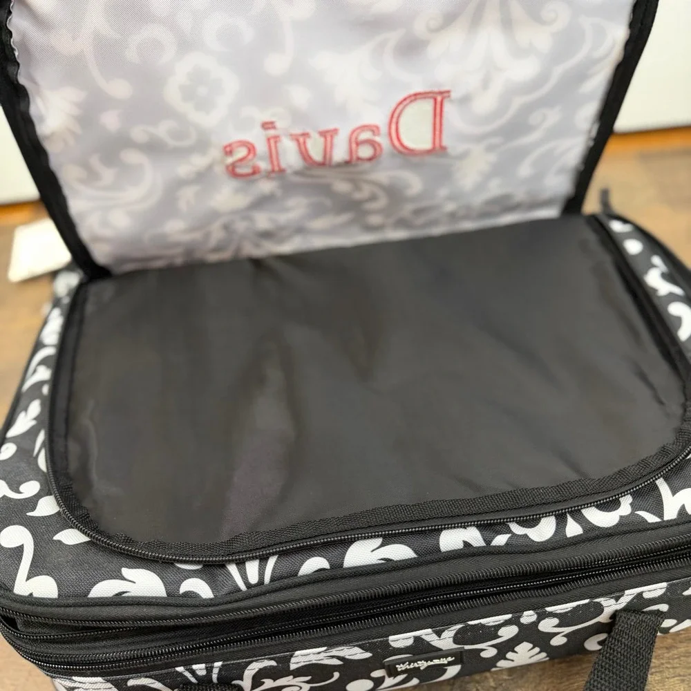 Thirty-One Perfect Party Set Insulated Casserole Carrier Vintage Damask NWT